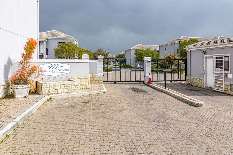 2 Bedroom Property for Sale in Heritage Park Western Cape